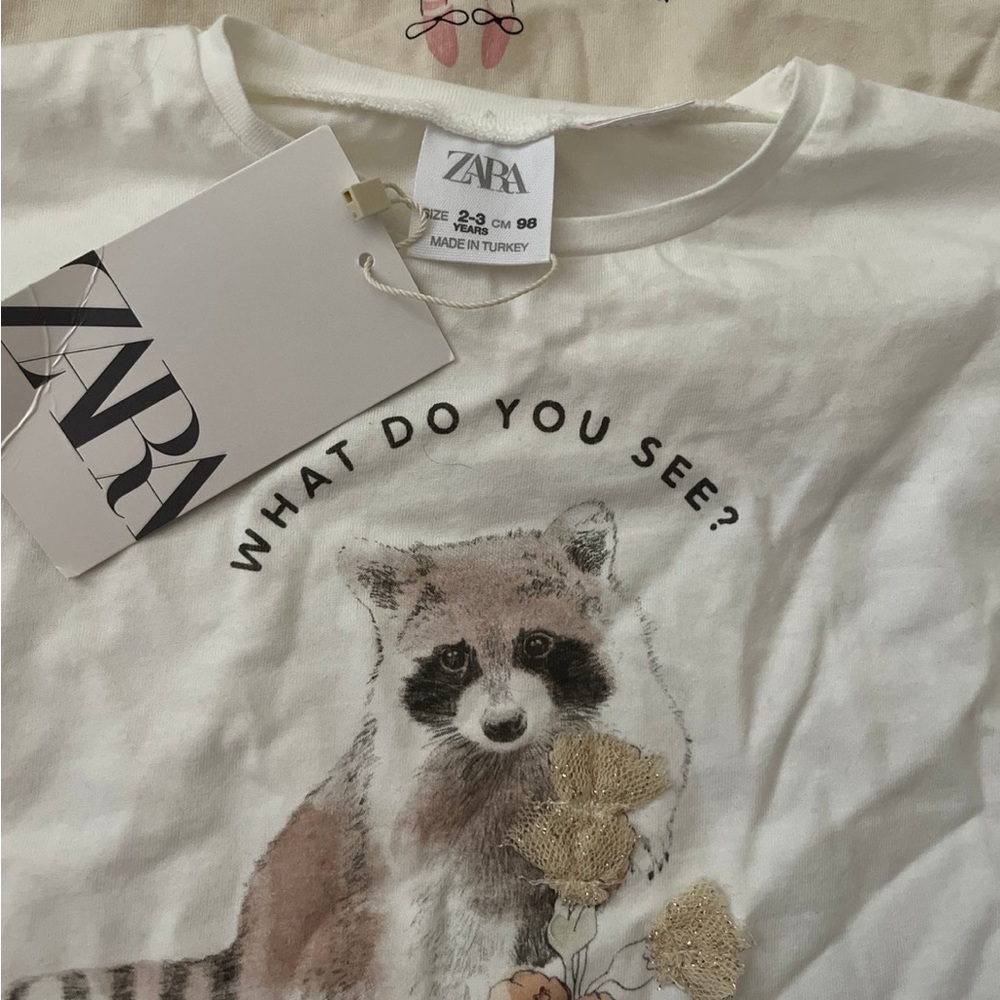 Zara Cream and White Long Sleeve Tees with Playful Graphics - Picture 3 of 5